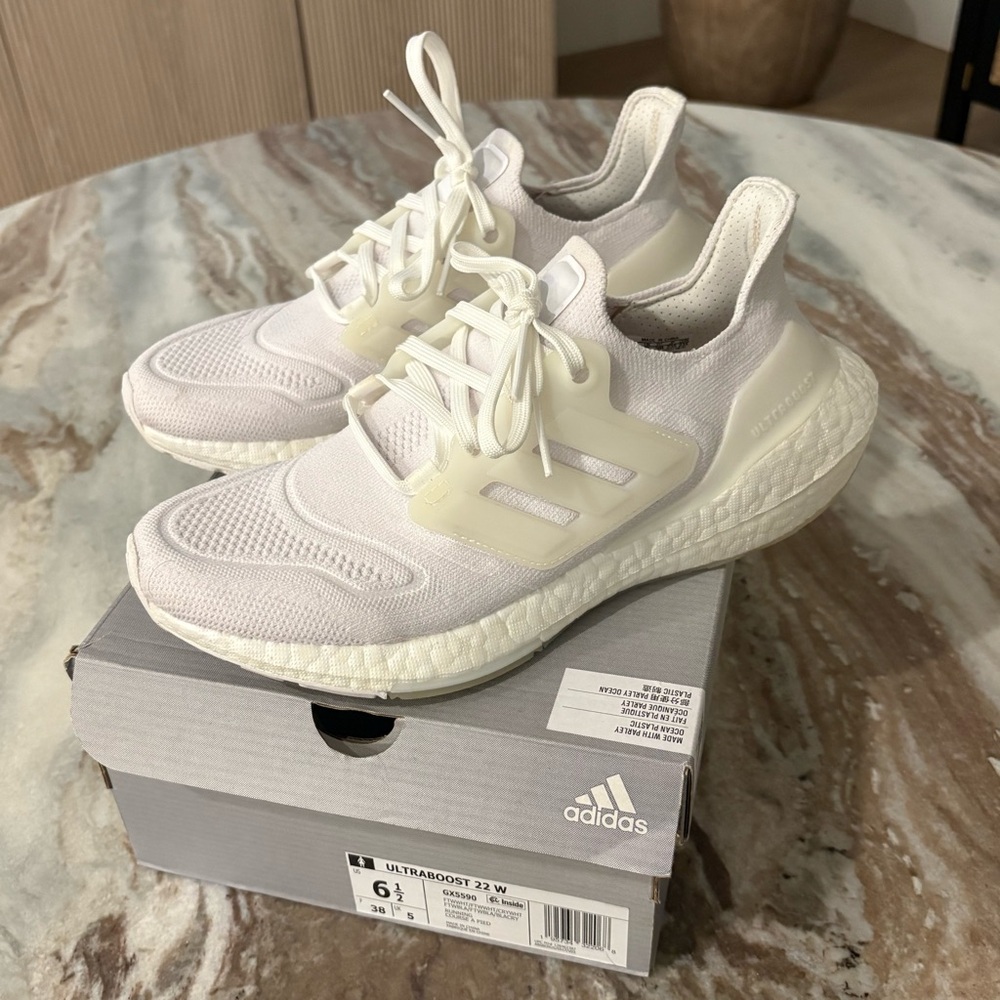 Adidas Ultraboost 23 W Cream Running Shoes